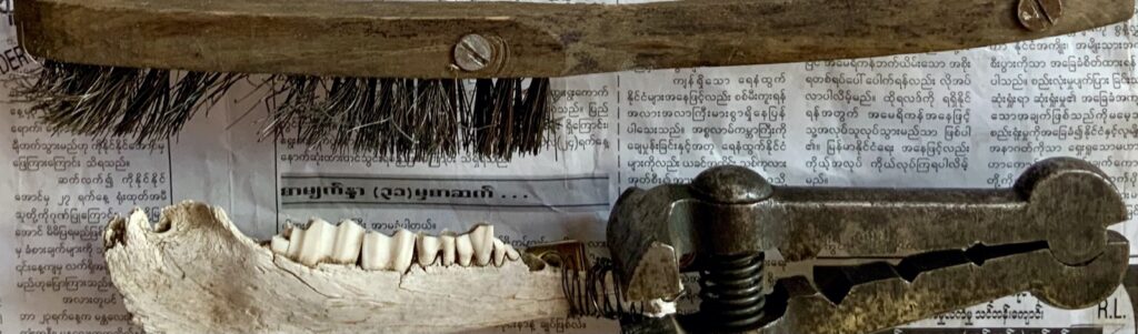 Rainer Leitz Artwork W.04 "Good Night Toothpick Charly" Wall Hanging Art Installation, Detail Foto